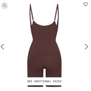 SKIMS- Seamless Sculpt Open Bust Mid Thigh Bodysuit - Cocoa